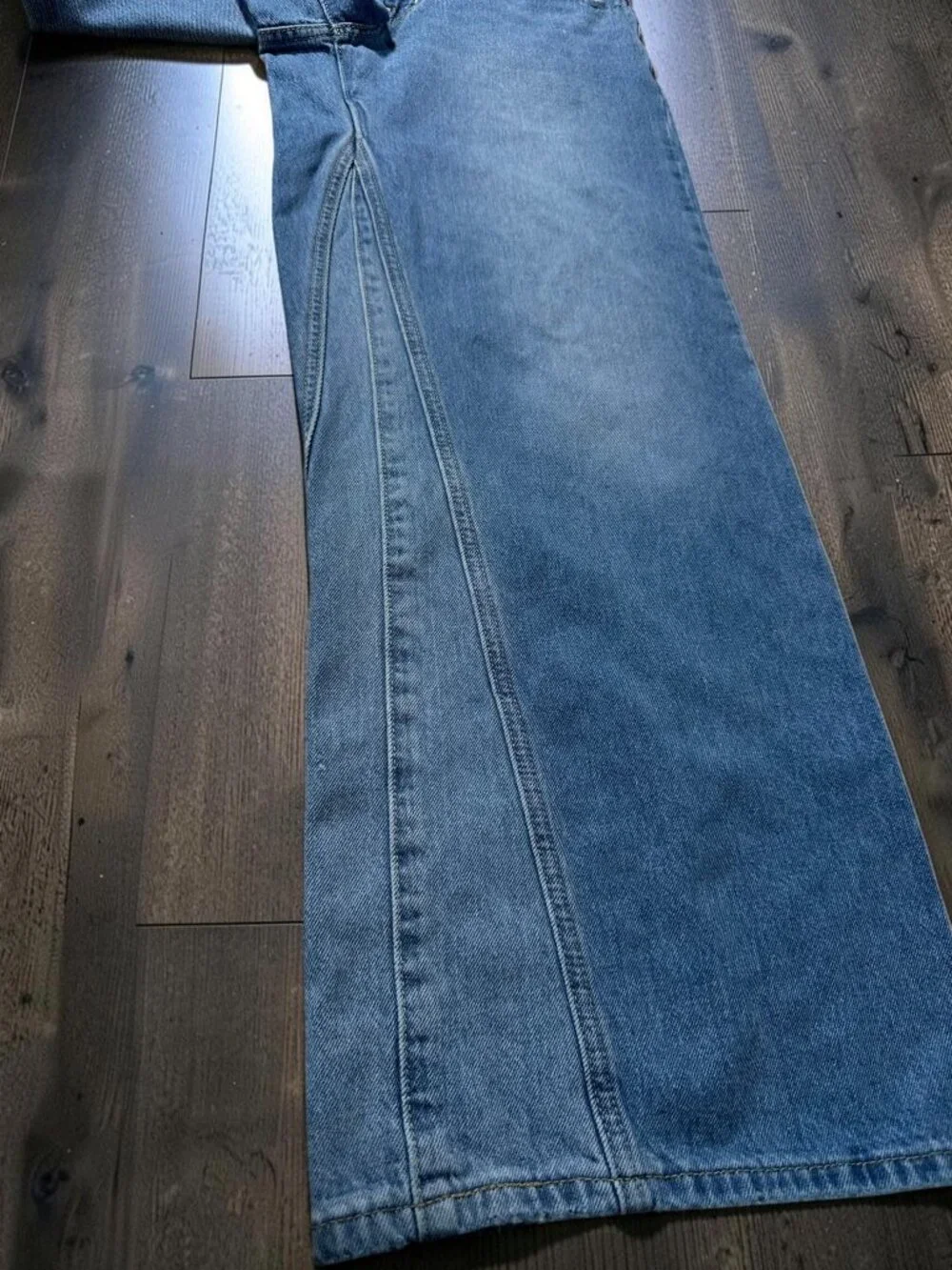 Levi’s 94 Baggy Wide Leg Women's Jeans W28 Y2K Loose Fit Light Wash Denim - Picture 7 of 15